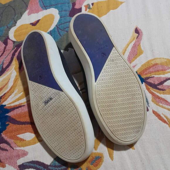 (FLAW) Rothy's black slip on sneakers size 8.5 black off white - Picture 5 of 10